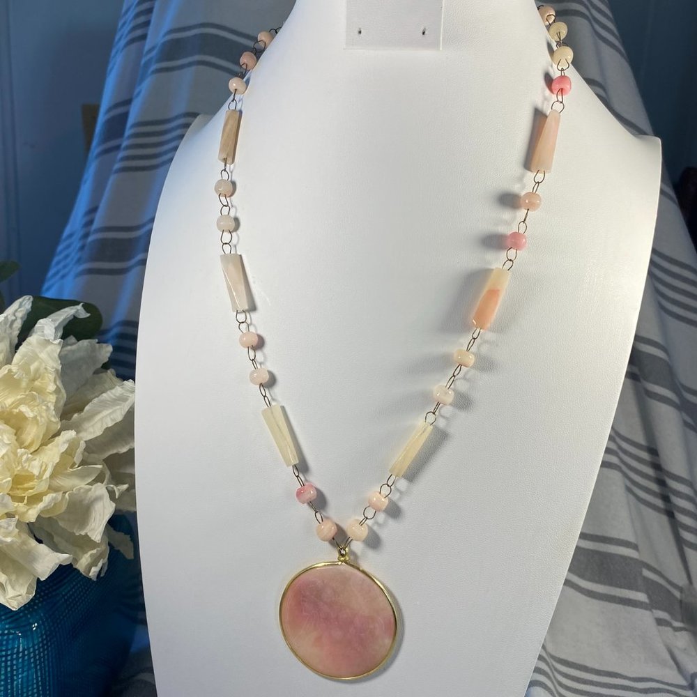 Capricorn Zodiac Necklace Gold Tone Chain Beads Pink